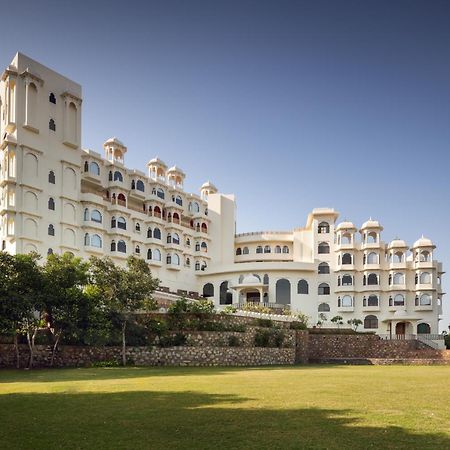 Bhairavgarh Palace Udaipur Buitenkant foto